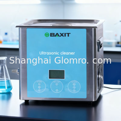 Industrial type ultrasonic cleaning machine, equipped with an elevating system, used for automatic cleaning of block-shaped engine parts of diesel particulate filter